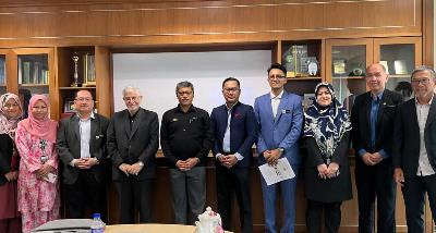 Iranian Ambassador Meets Malaysian Agriculture Ministry Official to Boost Bilateral Cooperation